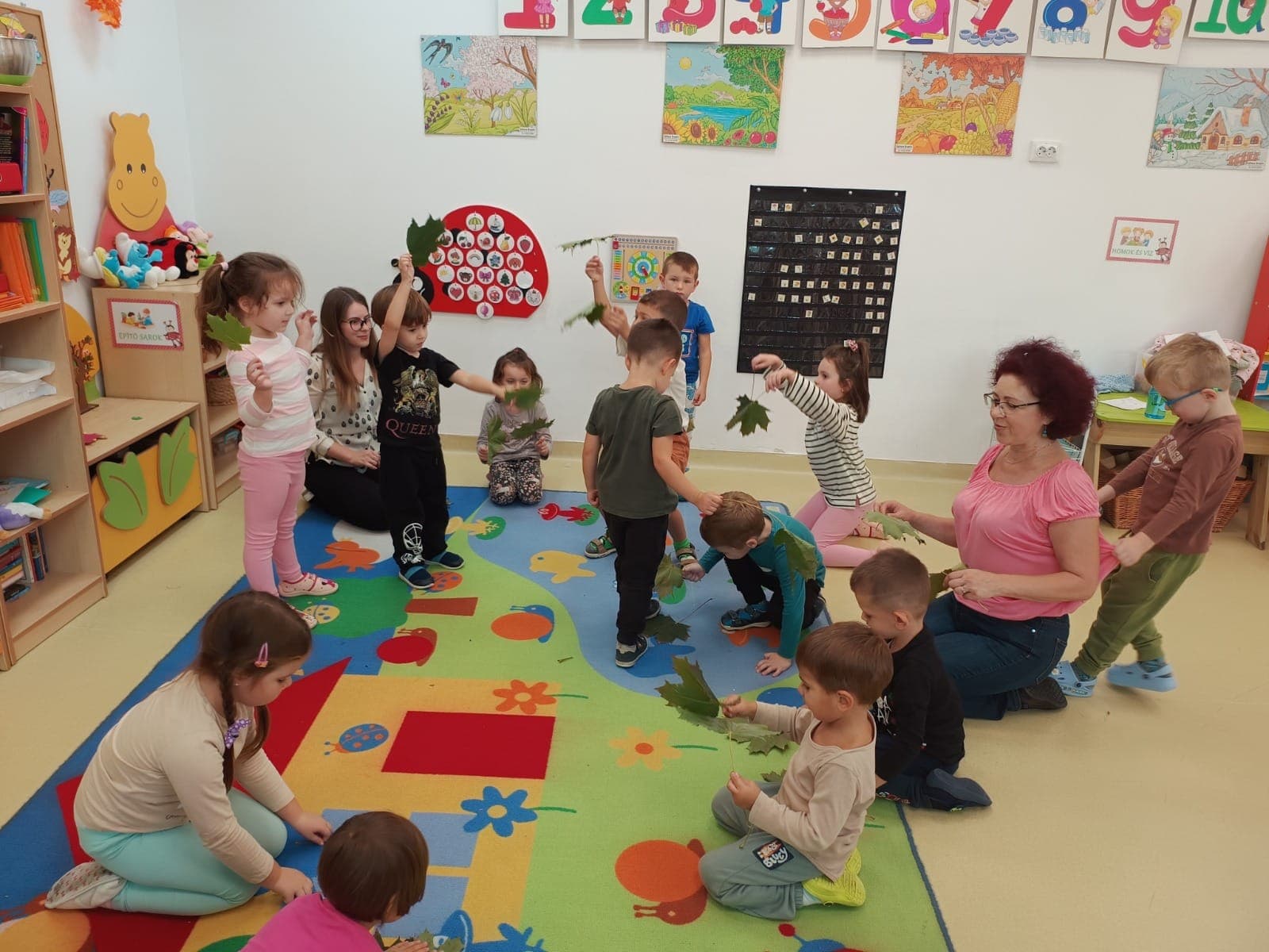 Activitate cu frunze de toamnă